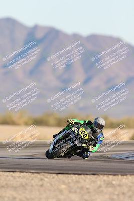 media/Dec-07-2025-CVMA (Sun) [[3e7d2de5dc]]/Race 17-Amateur Formula Middleweight/